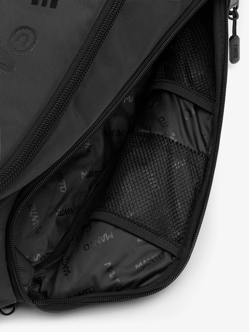 MANTO XL CONVERTIBLE BACKPACK CIRCLE